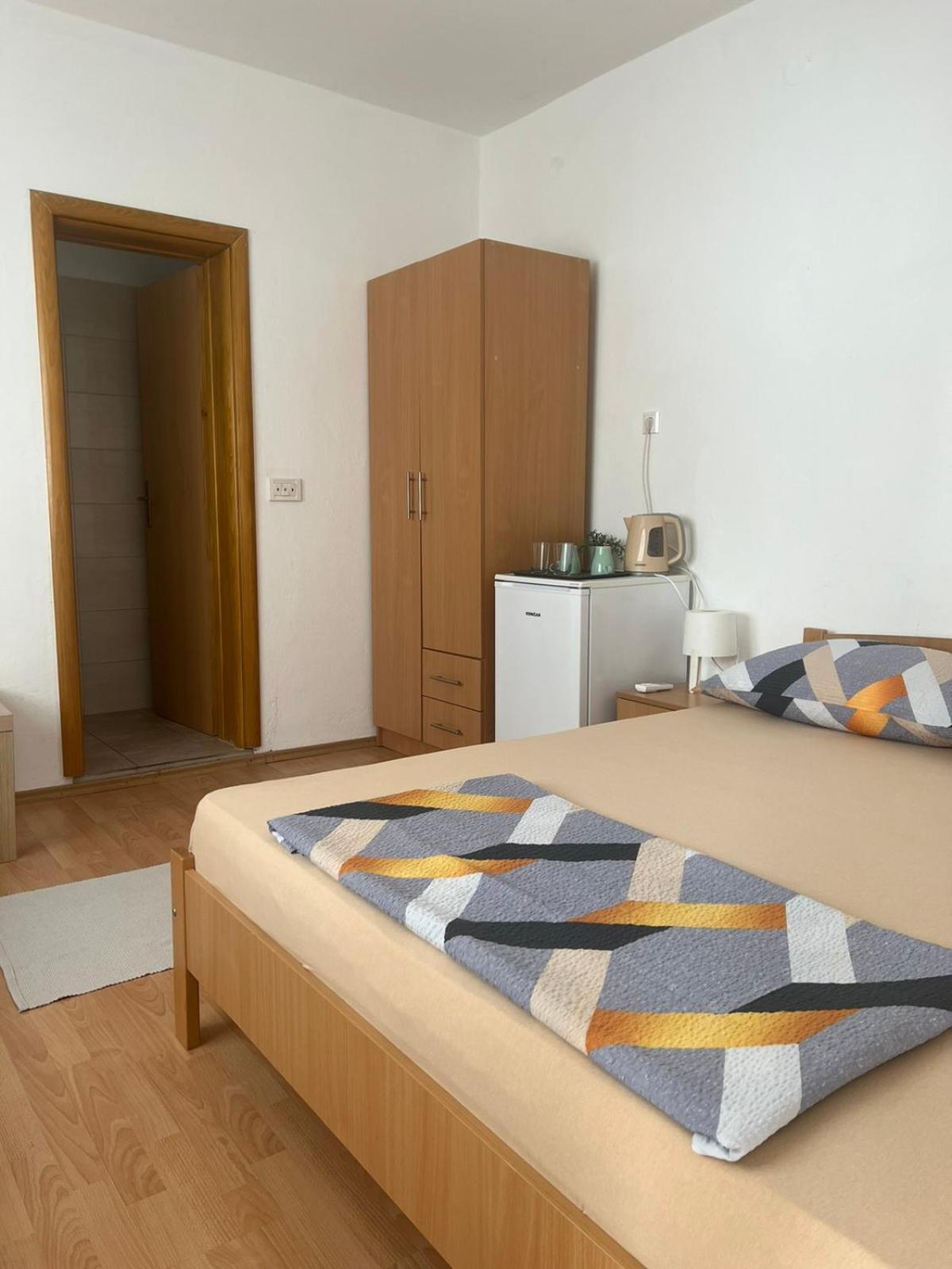 Apartment And Rooms Barbaric Neum Exterior photo