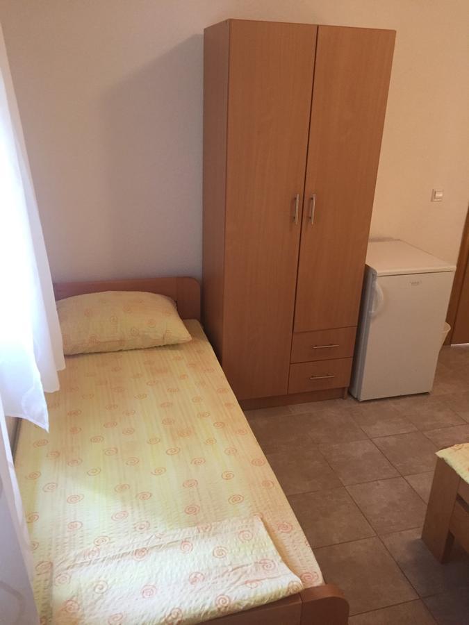 Apartment And Rooms Barbaric Neum Exterior photo